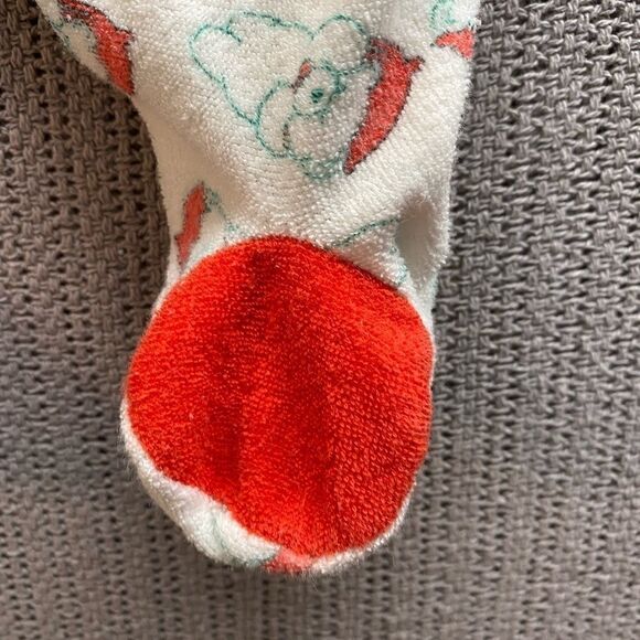 Vintage newborn Christmas holiday print two piece footsie pajamas with hat - Picture 6 of 6